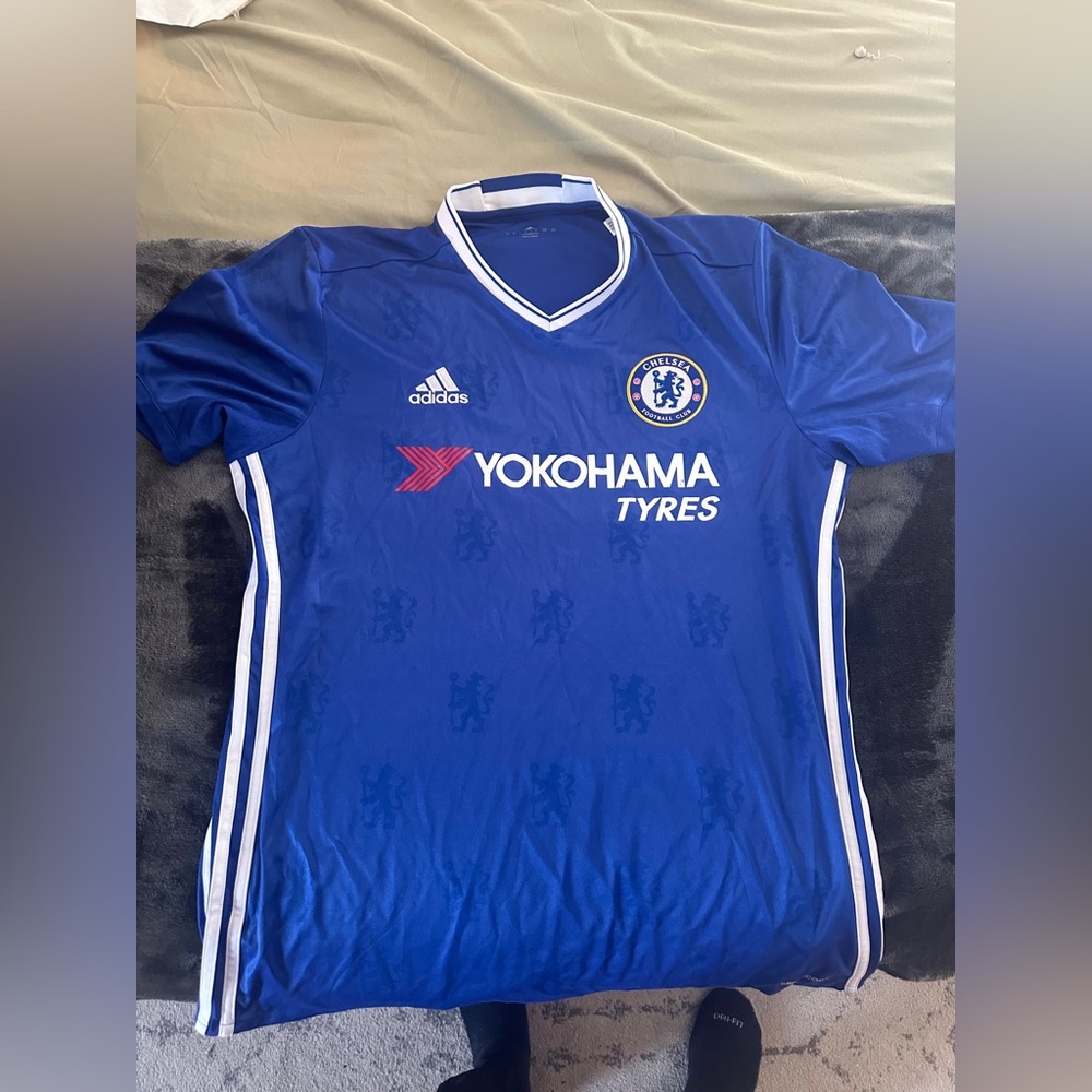 Chelsea FC Blue Soccer Jersey men’s L